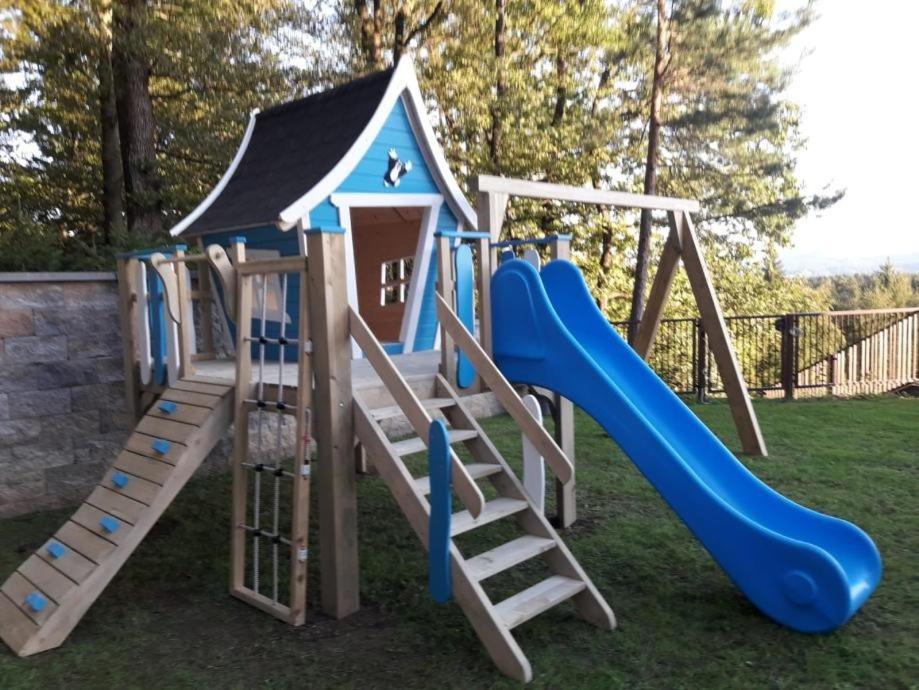 Villa Emi Zgornje Skofije Exterior foto